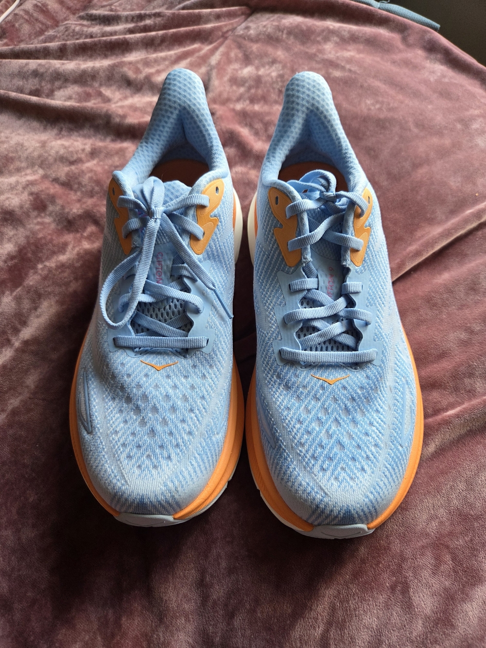 Hoka Clifton 9, Size 8.5 - Picture 3 of 8